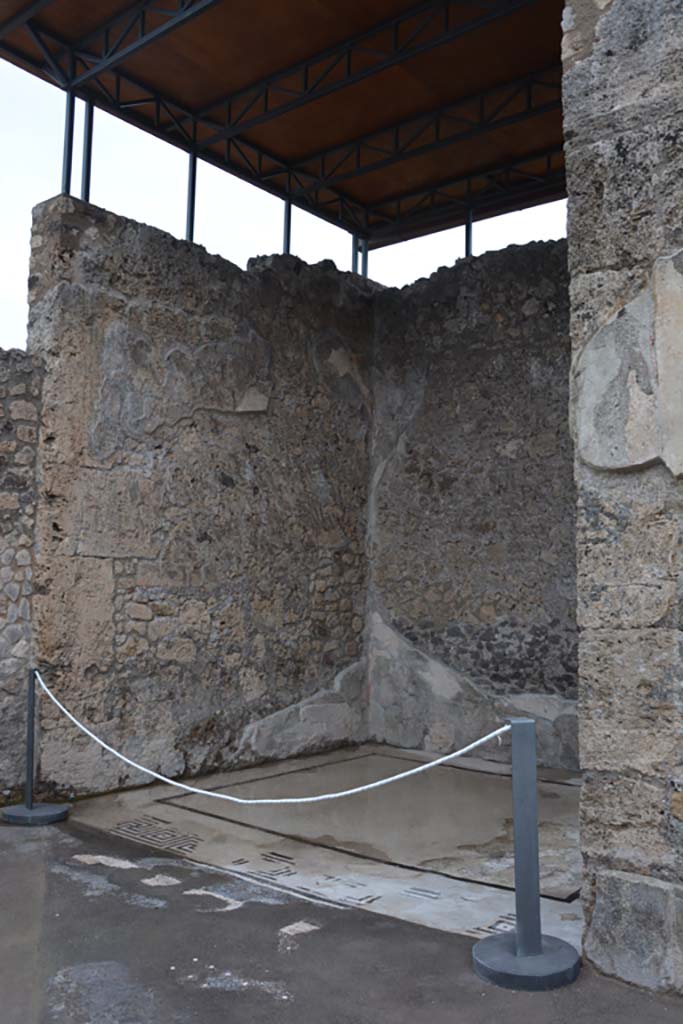 VII.15.2 Pompeii. November 2017. Looking north-east towards east ala, from atrium.
Foto Annette Haug, ERC Grant 681269 DÉCOR.