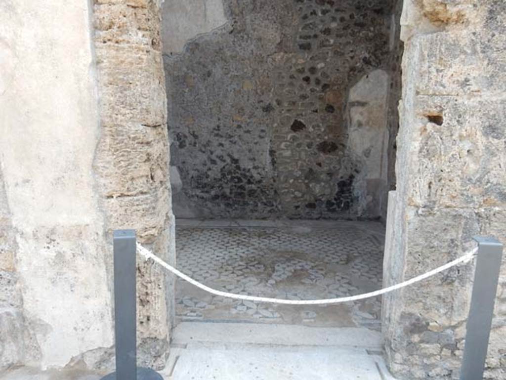 VII.15.2 Pompeii. May 2018. Looking east through doorway to cubiculum on north-east side of atrium.
Photo courtesy of Buzz Ferebee.