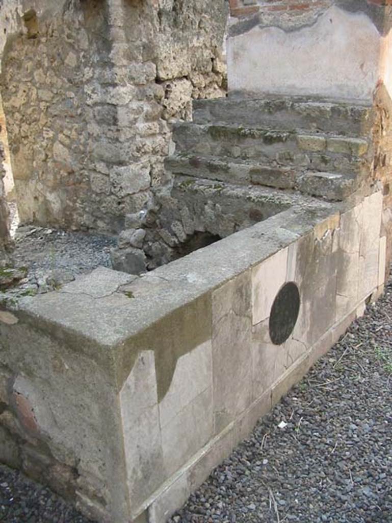 VII.15.5 Pompeii. May 2003. Looking north-west from entrance doorway towards two-sided counter with display shelving.
Photo courtesy of Nicolas Monteix.