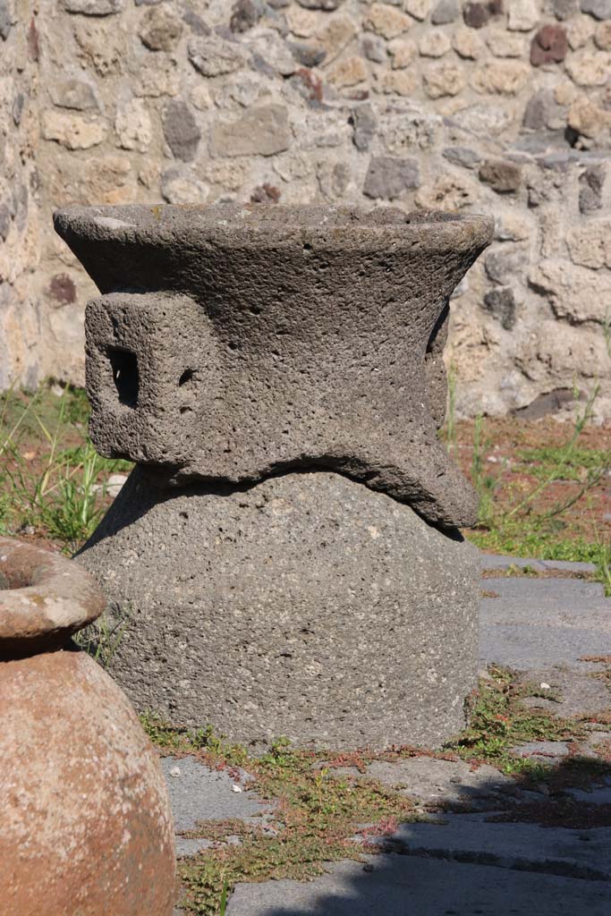 VII.16.6 Pompeii. September 2021. 
Mill in workshop, looking north. Photo courtesy of Klaus Heese.