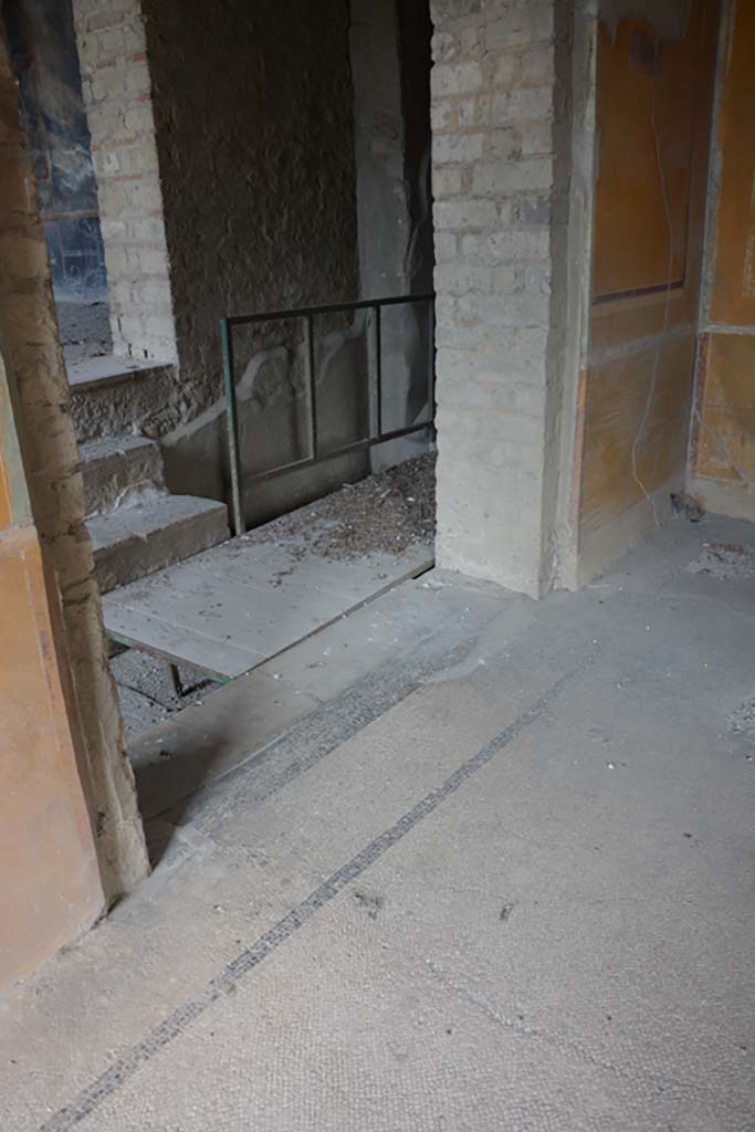 VII.16.22 Pompeii. October 2018. 
Room 47, north wall with doorway to corridor 43, and across to room 44.
Foto Annette Haug, ERC Grant 681269 DÉCOR.