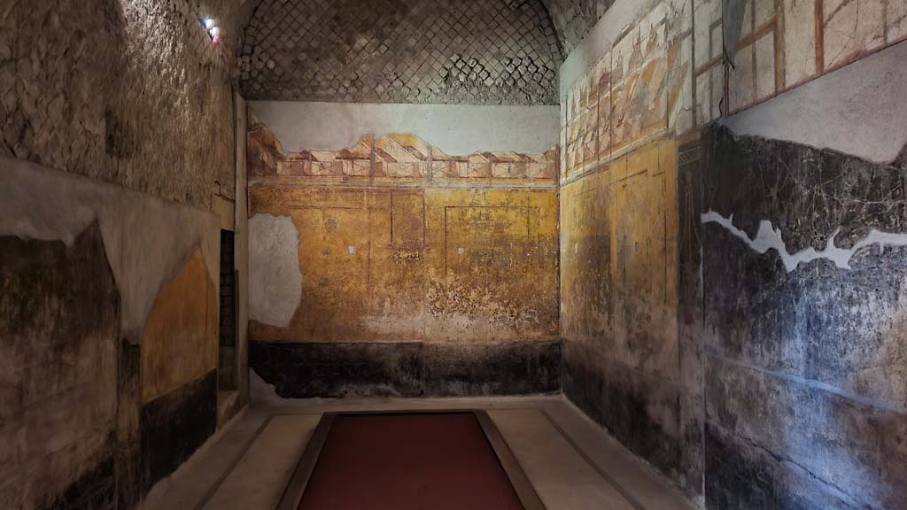 VII.16.a Pompeii. July 2021. Room 7, looking east across apodyterium or changing room.
Foto Annette Haug, ERC Grant 681269 DÉCOR.