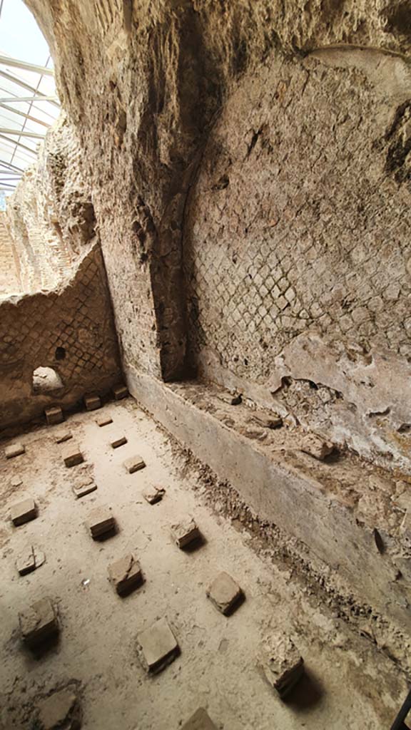VII.16.a Pompeii. July 2021. 
Room 3, with remains of hypocaust floor. Looking north along east wall towards pool. 
Foto Annette Haug, ERC Grant 681269 DÉCOR.