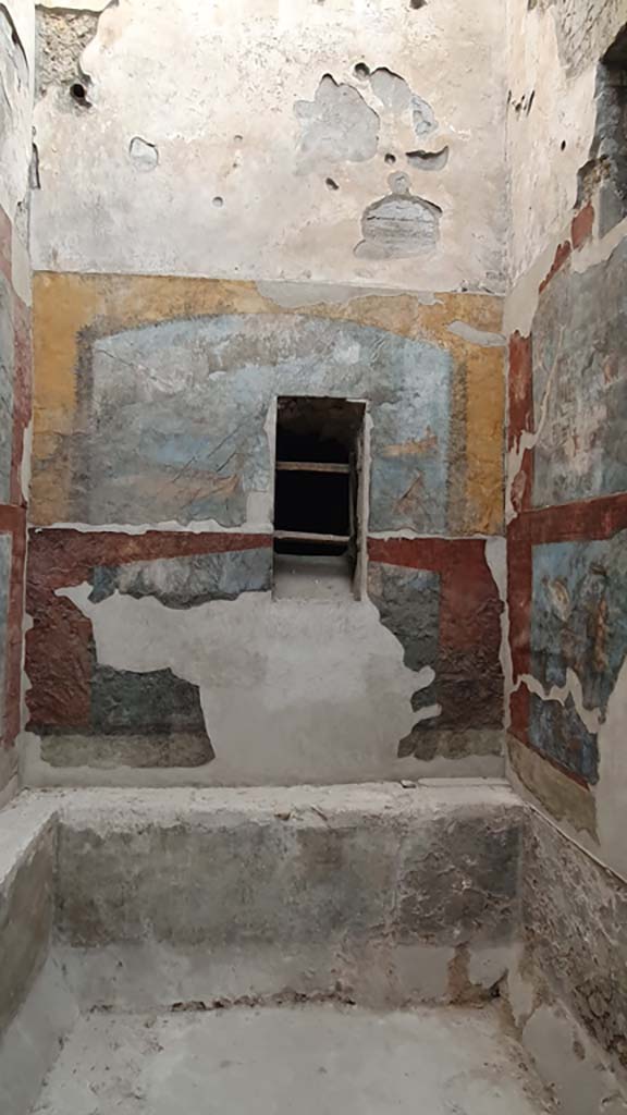 VII.16.a Pompeii. August 2021. 
Room 9, looking towards north wall at end of natatio or warm pool.
Foto Annette Haug, ERC Grant 681269 DÉCOR.