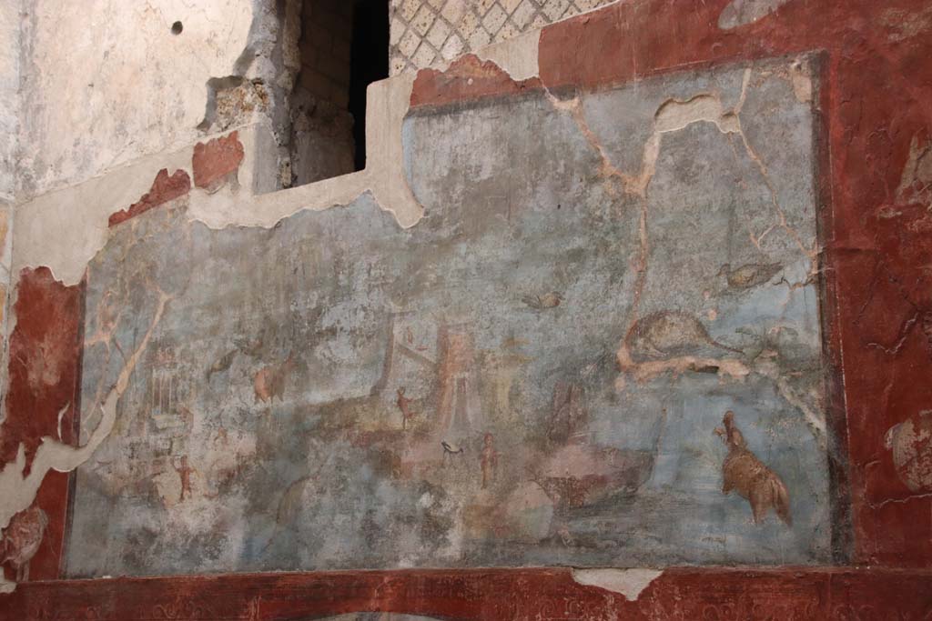 VII.16.a Pompeii. October 2020. Room 9, upper part of east wall. Photo courtesy of Klaus Heese.