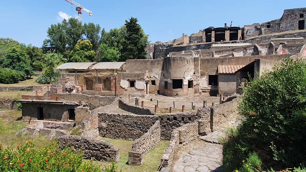 VII.16.a Pompeii. July 2021. Suburban Baths, looking east.
Foto Annette Haug, ERC Grant 681269 DÉCOR.