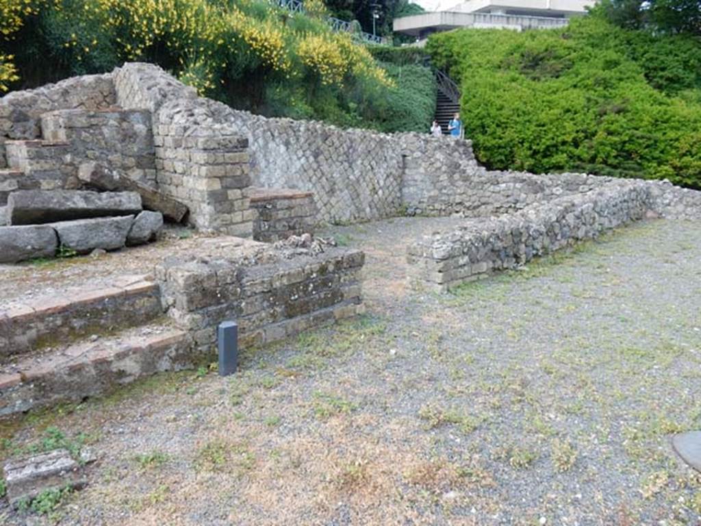 VII.16.a Pompeii. May 2015. Room 17 in south-west corner of courtyard C. Photo courtesy of Buzz Ferebee.