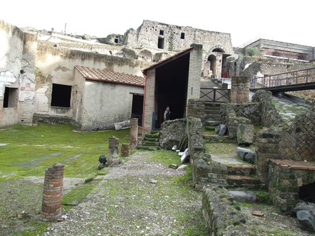VII.16.a Pompeii.  December 2006. South Portico of courtyard C, looking east towards Via Marina and Porta Marina.