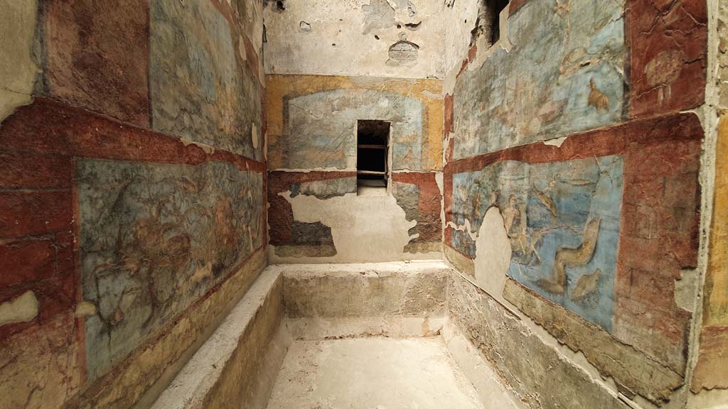 VII.16.a Pompeii. July 2021. Room 9, looking towards north end of natatio or warm pool.
Foto Annette Haug, ERC Grant 681269 DÉCOR.