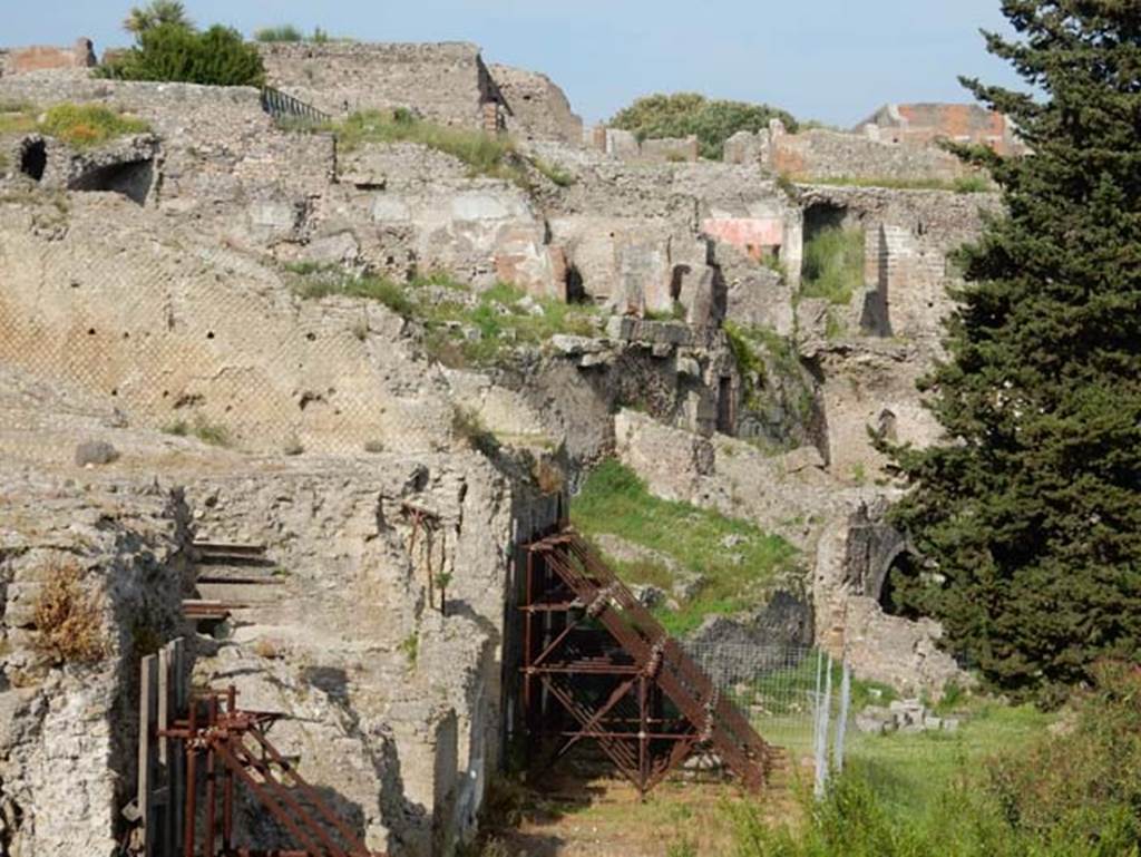 VIII.1.3 Pompeii. May 2015. Rear of Temple of Venus looking east towards VIII.1 and VIII.2 at lower level, from exit of site.  Photo courtesy of Buzz Ferebee.