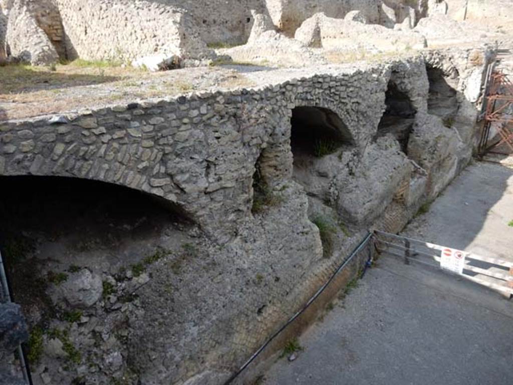 VIII.1.3 Pompeii. May 2015. Looking south-east along rear of base of temple.
Photo courtesy of Buzz Ferebee.