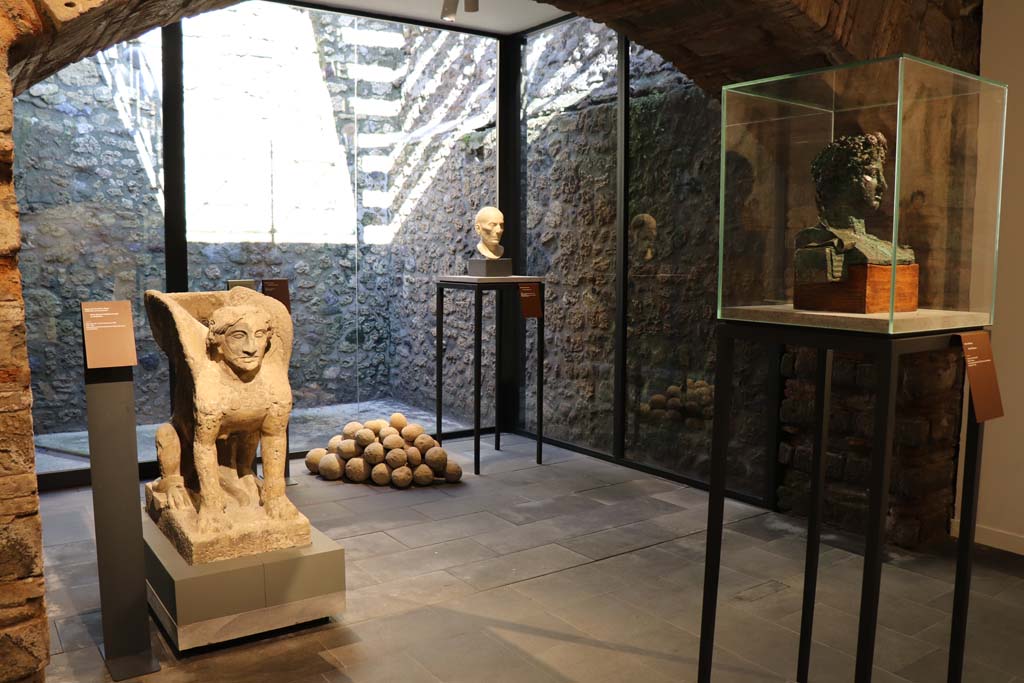 VII.1.4 Antiquarium. February 2021. Looking across room in antiquarium. Photo courtesy of Fabien Bièvre-Perrin (CC BY-NC-SA).