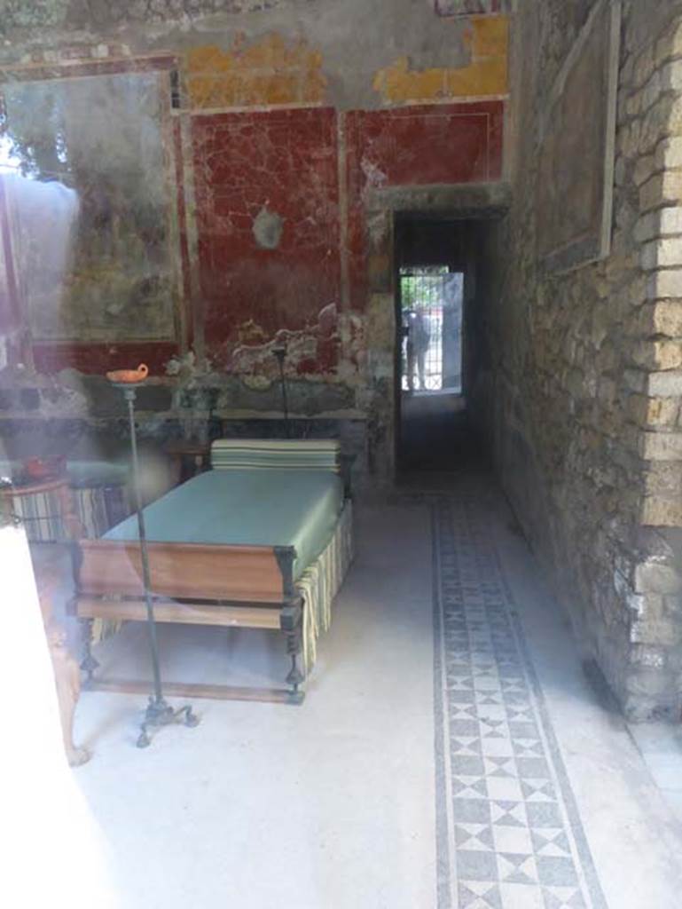 VIII.1.a, Pompeii. June 2017. Looking north at east end of Triclinium C, towards doorway to corridor. Photo courtesy of Michael Binns.