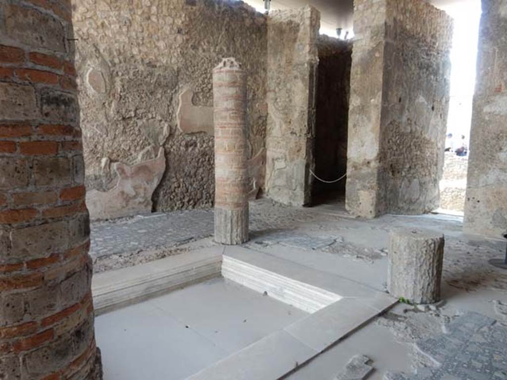 VIII.2.1 Pompeii. May 2018. Looking towards doorway to room in north-west corner of atrium. Photo courtesy of Buzz Ferebee.