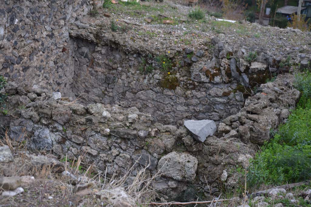 VIII.2.3 Pompeii. November 2017. 
Rooms belonging to lower level of VIII.2.16 (?) beneath the oecus, on the south-east side of the peristyle/garden. 
Foto Annette Haug, ERC Grant 681269 DÉCOR.