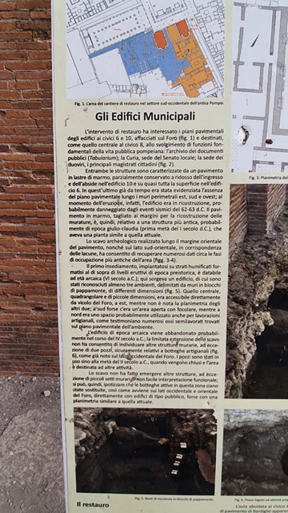 VIII.2.6 Pompeii. August 2021. 
Information notice-board on east side of entrance doorway.
Foto Annette Haug, ERC Grant 681269 DÉCOR.