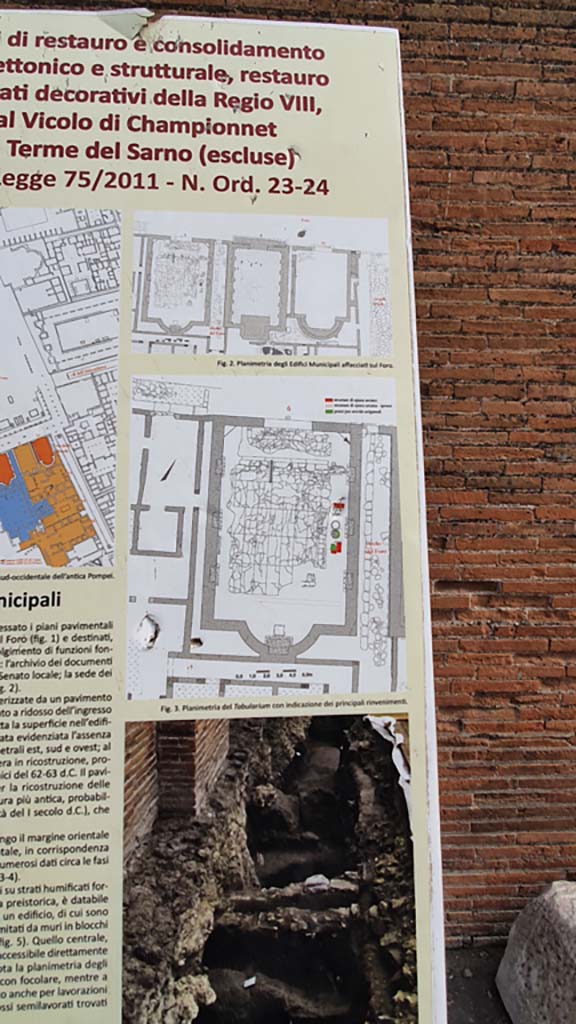 VIII.2.6 Pompeii. August 2021. 
Part of information notice-board on east side of entrance doorway.
Foto Annette Haug, ERC Grant 681269 DÉCOR.