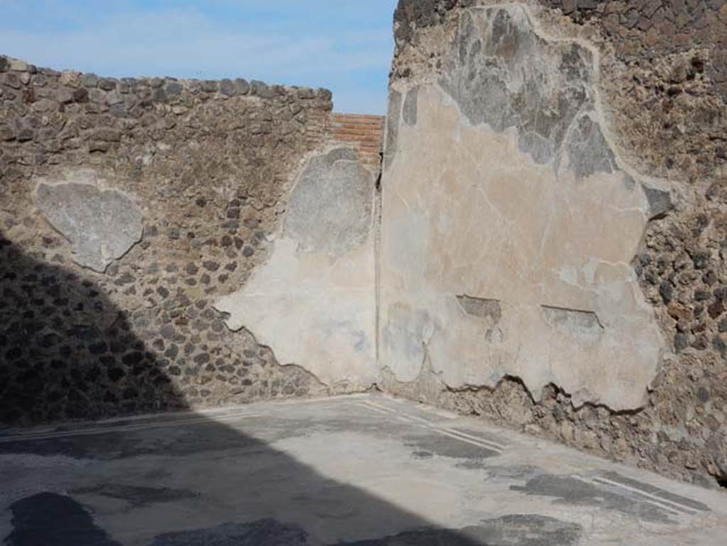VIII.2.14 Pompeii. May 2017. Looking towards north-west corner. Photo courtesy of Buzz Ferebee.