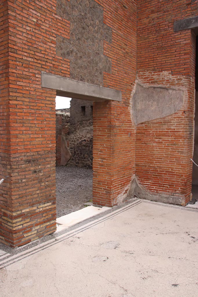 VIII.2.16 Pompeii. May 2024. 
Doorway to room in south-east corner of atrium. Photo courtesy of Klaus Heese.