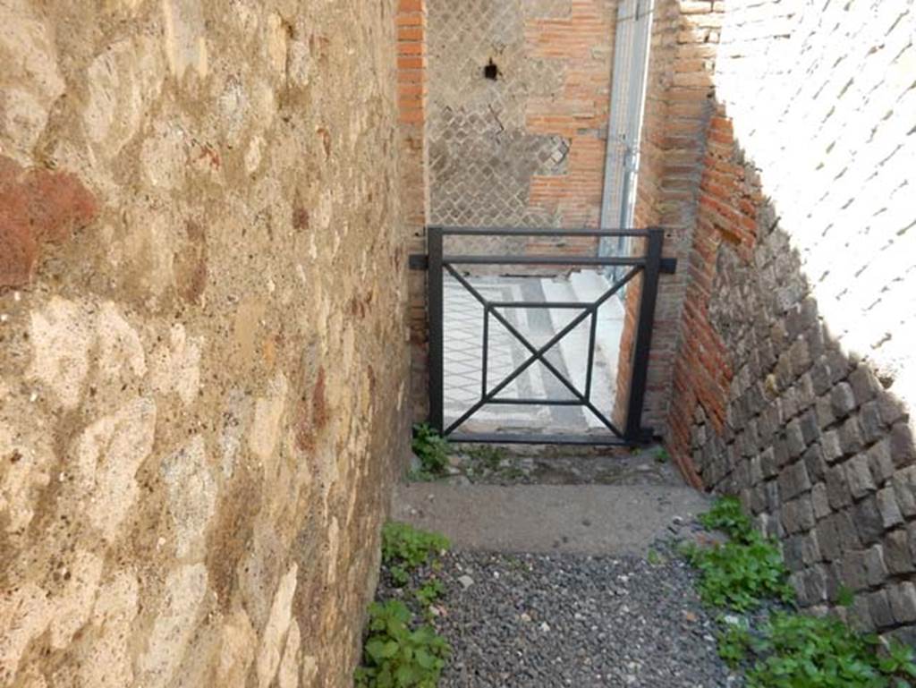 VIII.2.16 Pompeii. May 2018. Looking north in area leading to entrance corridor, which would have been under the stairs to the upper floor. 
Photo courtesy of Buzz Ferebee.