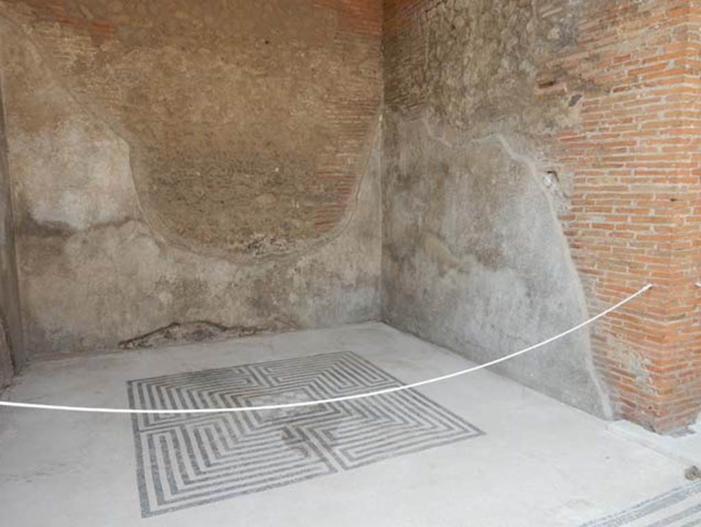 VIII.2.16 Pompeii. May 2017.  Ala on south side of atrium, looking towards south-west corner.  Photo courtesy of Buzz Ferebee.
