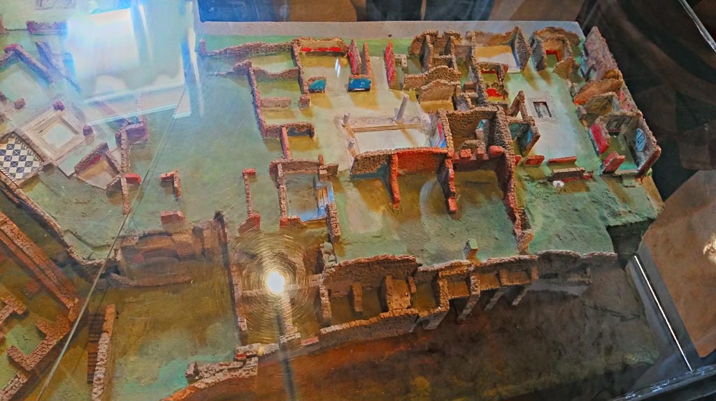 VIII.2 Pompeii. 2018. 
Model of area, with VIII.2.20 and 21, Sarno Baths, on left, VIII.2.22/23/24, upper centre, and VIII.2.26, upper right.
Photo courtesy of Giuseppe Ciaramella.