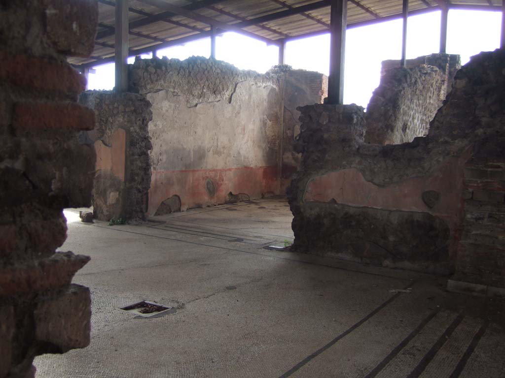 VIII.2.23 Pompeii. December 2005. Doorway to two rooms in south-west corner. Taken from VIII.2.22, looking west.