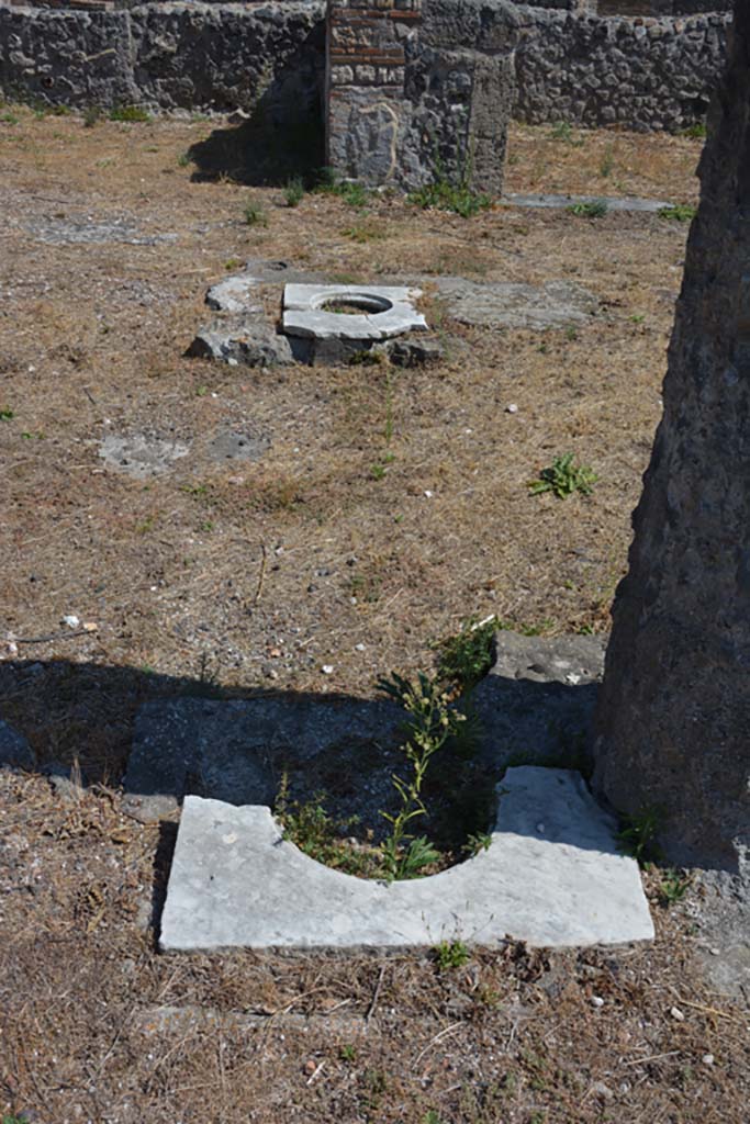 VIII.2.28 Pompeii. March 2019. 
Looking east across south side of impluvium with remains of cistern-mouths.
Foto Annette Haug, ERC Grant 681269 DÉCOR.