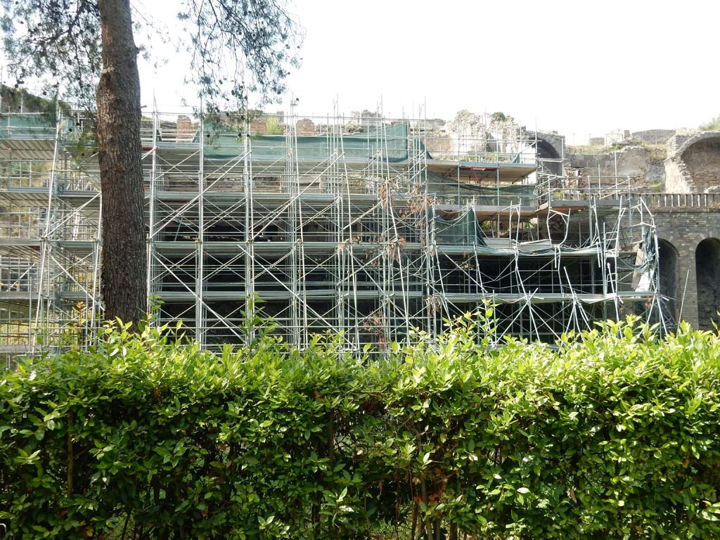 VIII.2.30 Pompeii. June 2019. Consolidation work in progress. Photo courtesy of Buzz Ferebee.