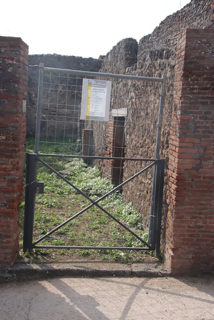 VIII.2.33 Pompeii October 2023. 
Looking south towards west side, from entrance doorway. Photo courtesy of Klaus Heese.