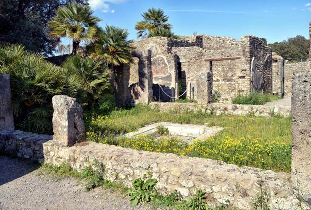 VIII.3.14 Pompeii. April 2018. Looking east across atrium towards oecus fenestratum and entrance. Photo courtesy of Ian Lycett-King. 
Use is subject to Creative Commons Attribution-NonCommercial License v.4 International.