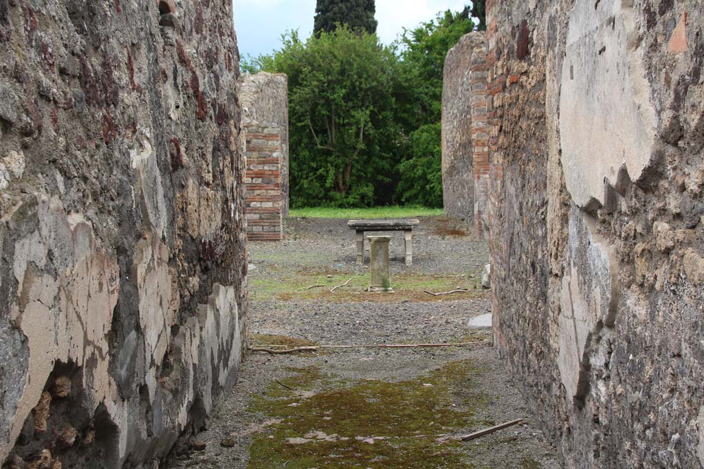 VIII.4.9 Pompeii. April 2014. Looking south along entrance corridor towards atrium. 
Photo courtesy of Klaus Heese.
