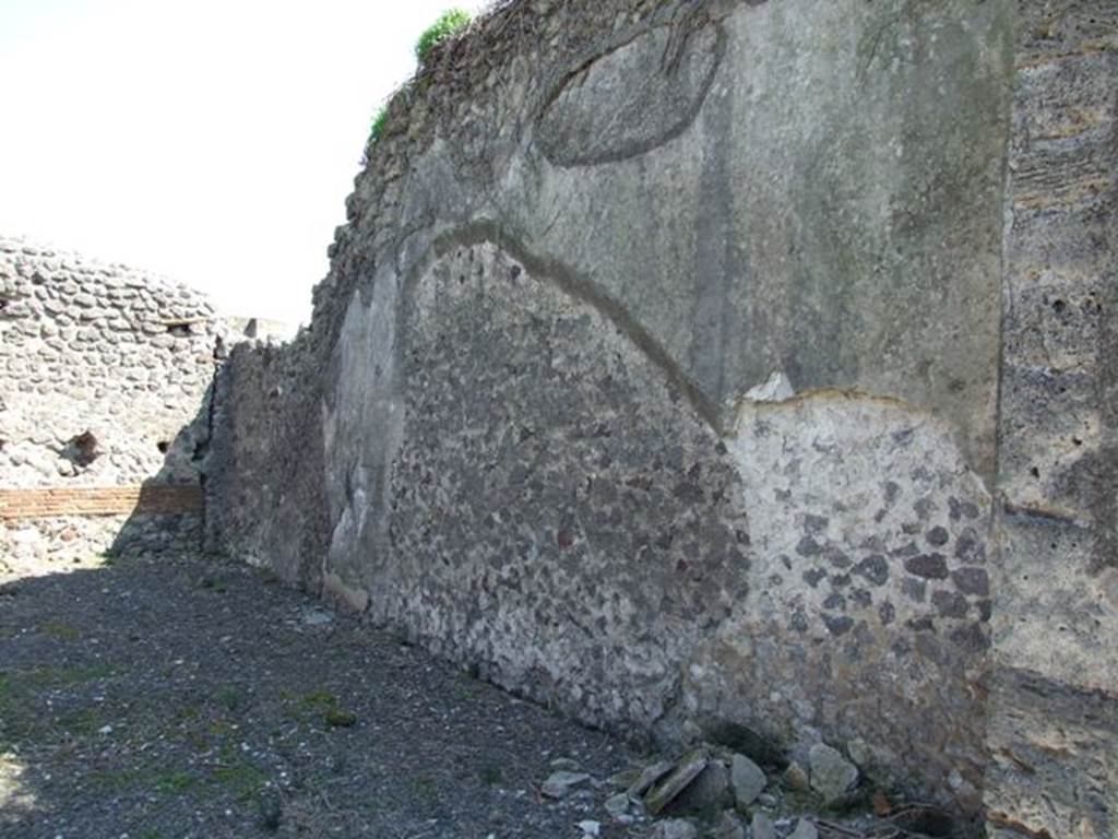 VIII.4.15 Pompeii. March 2009. Room 15, south wall of exedra.