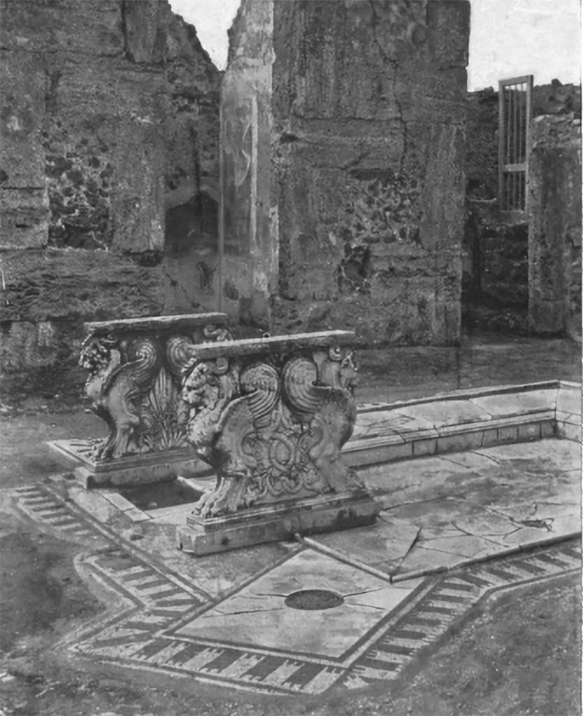 VIII.4.15 Pompeii. c.1930. Looking west across impluvium in atrium.
See Blake, M., (1930). The pavements of the Roman Buildings of the Republic and Early Empire. Rome, MAAR, 8, (p.12, ftn 7, 106, & PL. 31, tav 1).