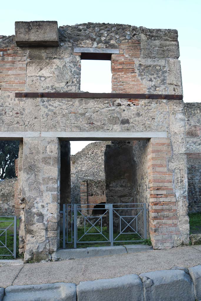 VIII.4.26 Pompeii. December 2018. 
Looking west to front exterior façade and entrance doorway. Photo courtesy of Aude Durand.