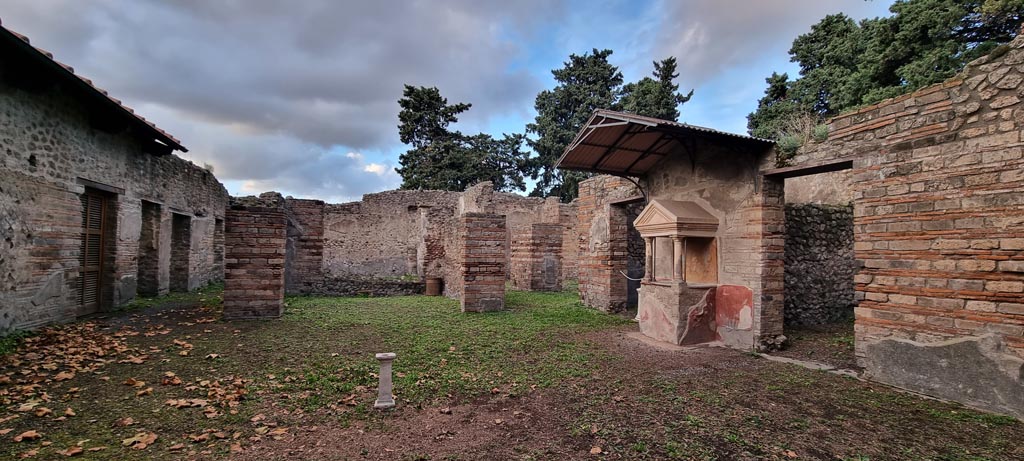 VIII.5.37 Pompeii. December 2023. 
Looking north across site of impluvium in atrium, from entrance doorway. Photo courtesy of Miriam Colomer.