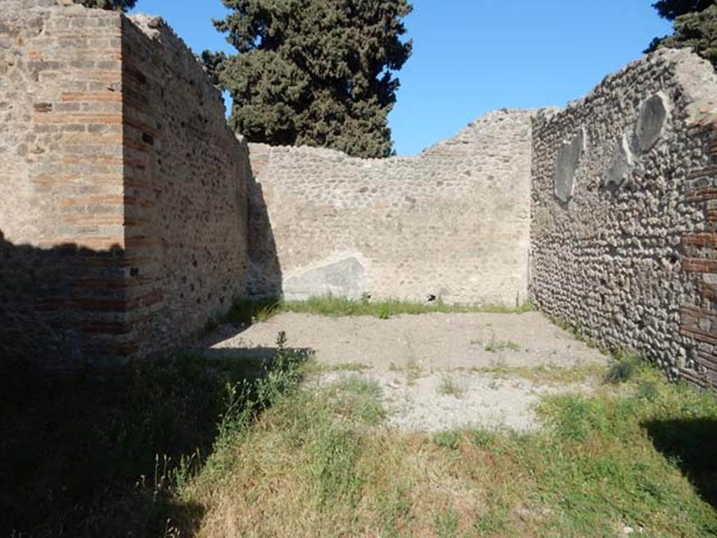 VIII.5.37 Pompeii. May 2017. Room 8, looking east across triclinium, after restoration.  
Photo courtesy of Buzz Ferebee.
