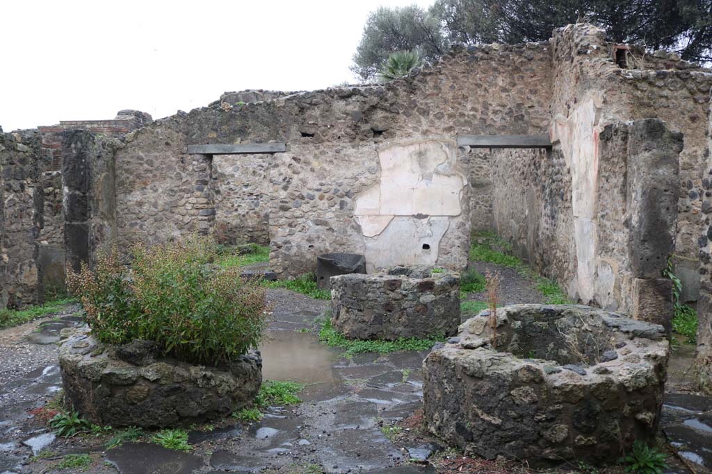 VIII.6.11, Pompeii. December 2018. Looking west across bakery room. Photo courtesy of Aude Durand.