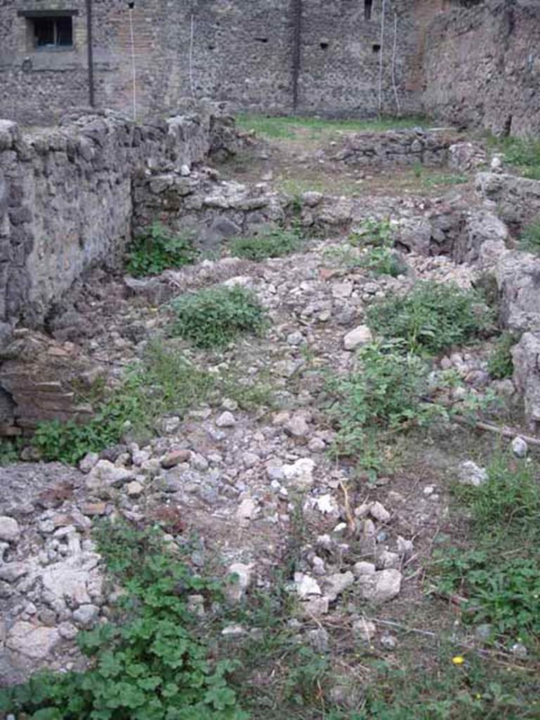 VIII.7.15 Pompeii. September 2010. Rear rooms and corridor including kitchen area (on right).  Looking west across rear room of shop and triclinium at the rear. Photo courtesy of Drew Baker.
