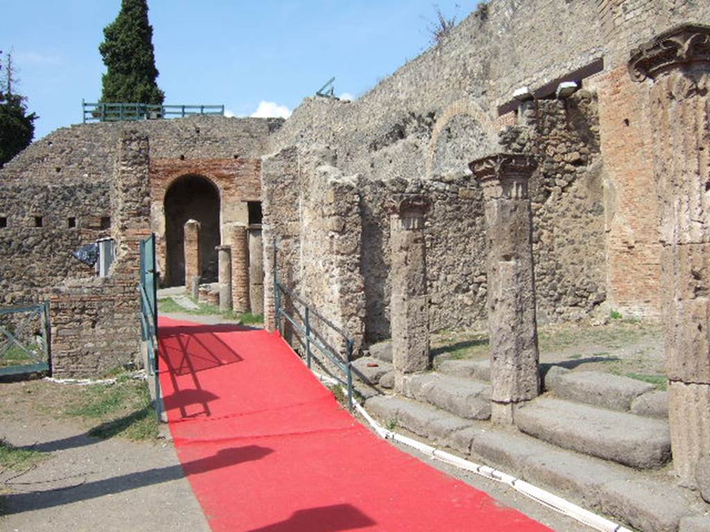 VIII.7.16 Pompeii. September 2005.  Gladiators Barracks looking north to the Large Theatre.