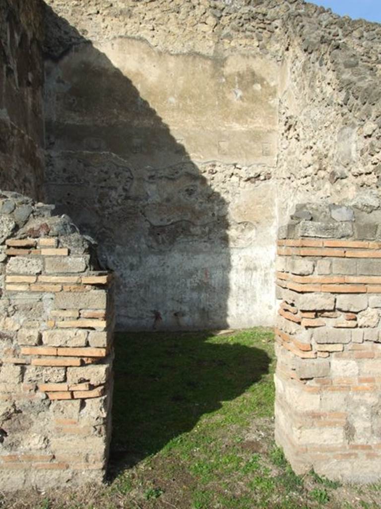 VIII.7.16 Pompeii.  September 2005. Room on north side.