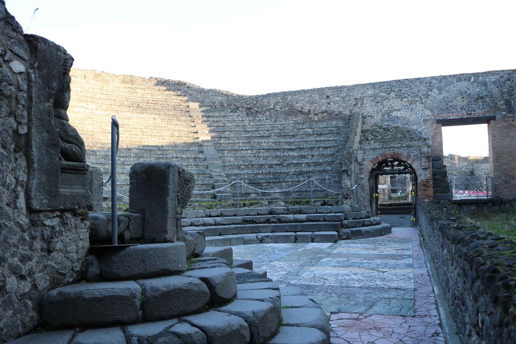 VIII.7.19 Pompeii. December 2018. Looking east from west end. Photo courtesy of Aude Durand.