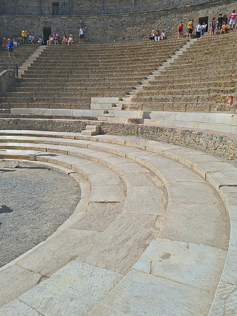 VIII.7.20 Pompeii. September 2024. Detail of seating. Photo courtesy of Giuseppe Ciaramella.