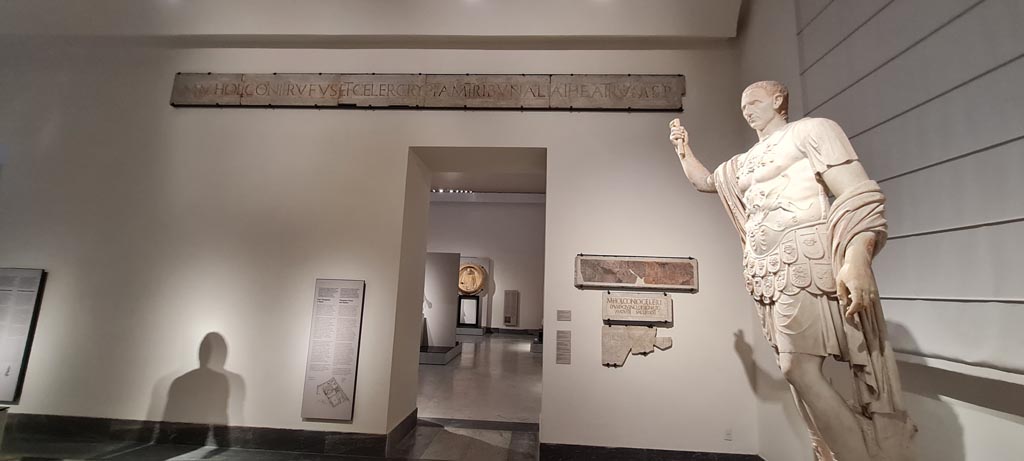 VIII.7.20 Pompeii. April 2023. 
Above doorway, second of the two identical inscriptions each well over 6 metres long, from the area of the stage (inv. 3822).
On display in “Campania Romana” gallery in Naples Archaeological Museum.  Photo courtesy of Giuseppe Ciaramella.
