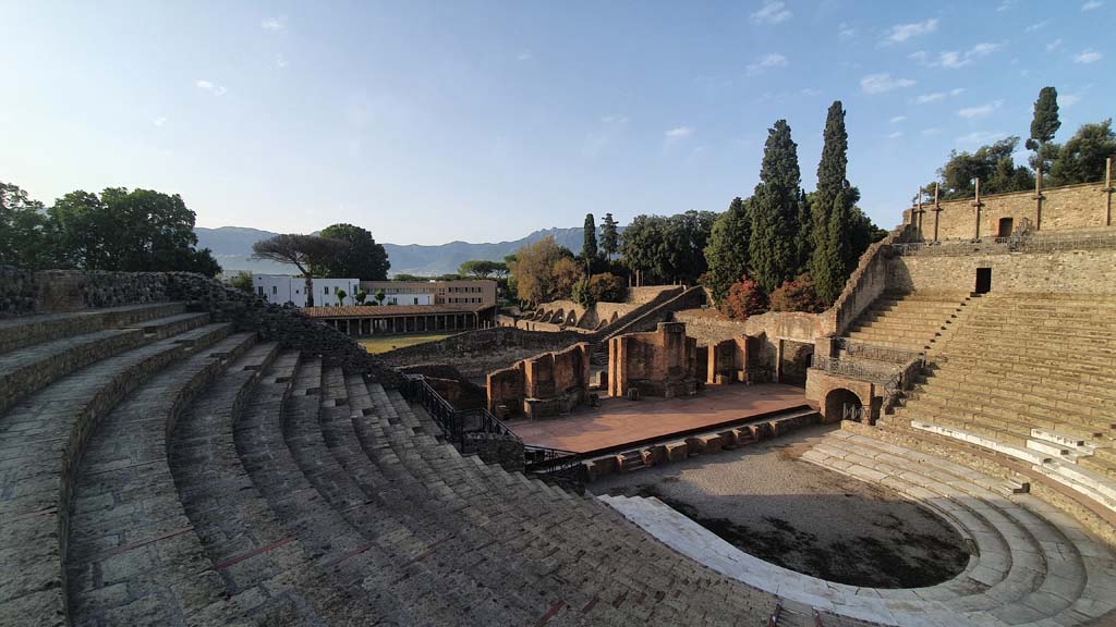 VIII.7.20 Pompeii. August 2021. Looking south-west towards steps leading to Triangular Forum, centre right.
Foto Annette Haug, ERC Grant 681269 DÉCOR.