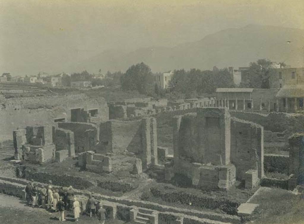 VIII.7.20 Pompeii. 5th June 1925. Looking south-east towards the stage of the Large Theatre. Photo courtesy of Rick Bauer.