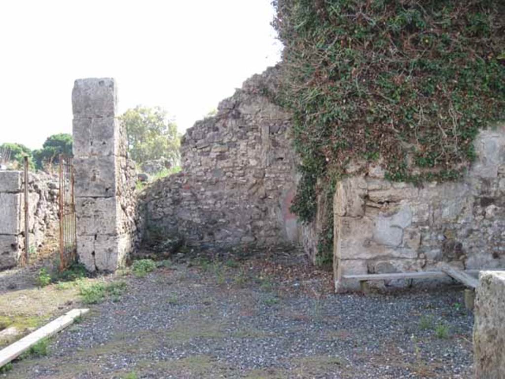 VIII.7.24 Pompeii. September 2010. Looking south across west end of atrium towards ala on south side. Photo courtesy of Drew Baker.