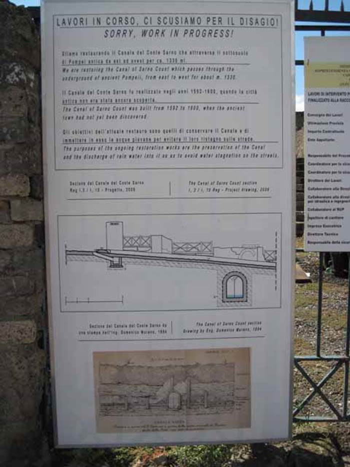 VIII.7.25 Pompeii. September 2010. Information board about works.
Photo courtesy of Drew Baker.