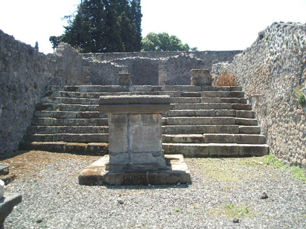 VIII.7.25 Pompeii. December 2006.  Looking west to the stairs leading to the temple.
