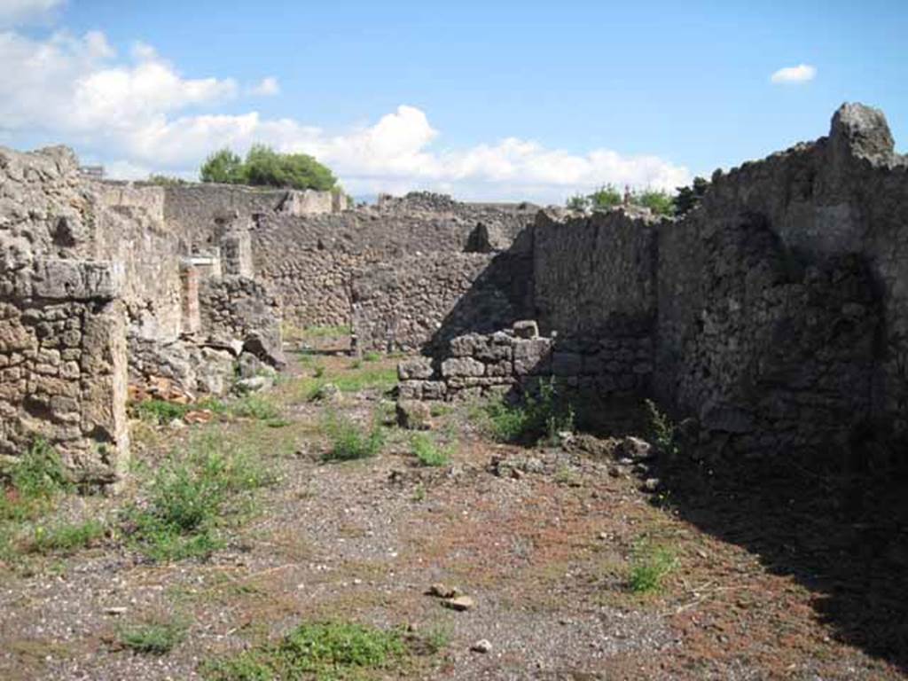 VIII.7.26 Pompeii. September 2010. Looking east through rooms from main entrance room. Photo courtesy of Drew Baker.
